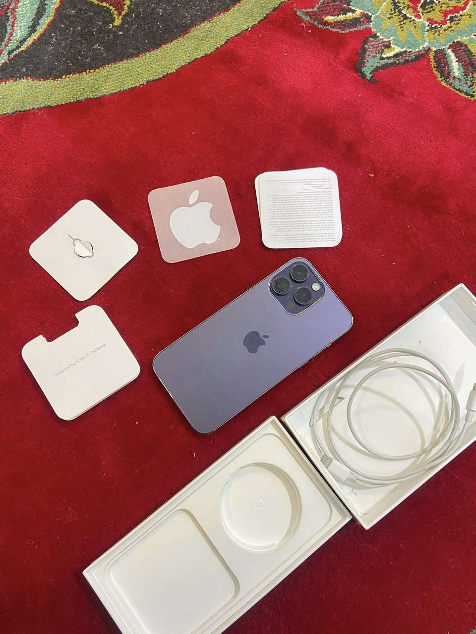 سلام عليكم آيفون 14 برو ماكس ذاكره 256 بطاريه 88تقره بل حاسبه 92 الجهاز. ماستر شرق اوسط مكفول كفاله عامه كامل ملحقات السعر ٩٦٠ ألف  ***********
