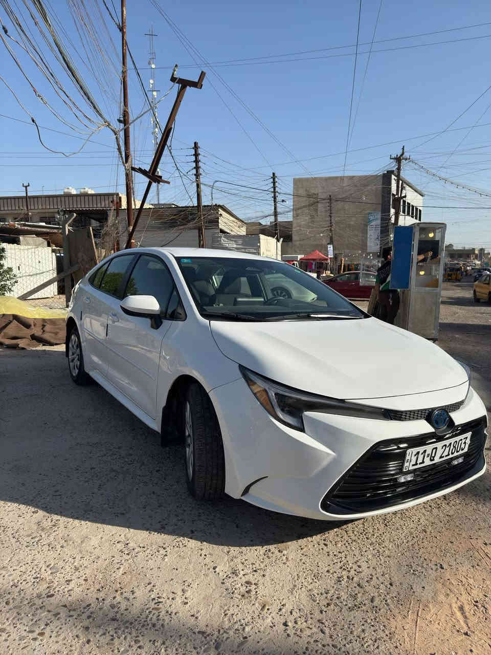 كورلا وارد امريكي موديل 2023 حادث خفيف السعر 170 وبيها مجال رقم الهاتف ***********
