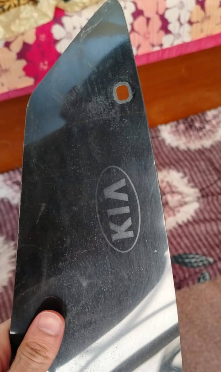 السلام عليكم كاسحه بنيد اصليه ام الختم اصليه مو تجاري كامله هيه وقفايصه بدون فطر ولا كسر تنشد على الاوبتيما من موديل 11 لحد 15 سعرها 150 وبيها مجال لطيبين مكانه كربلاء للستفسار***********
