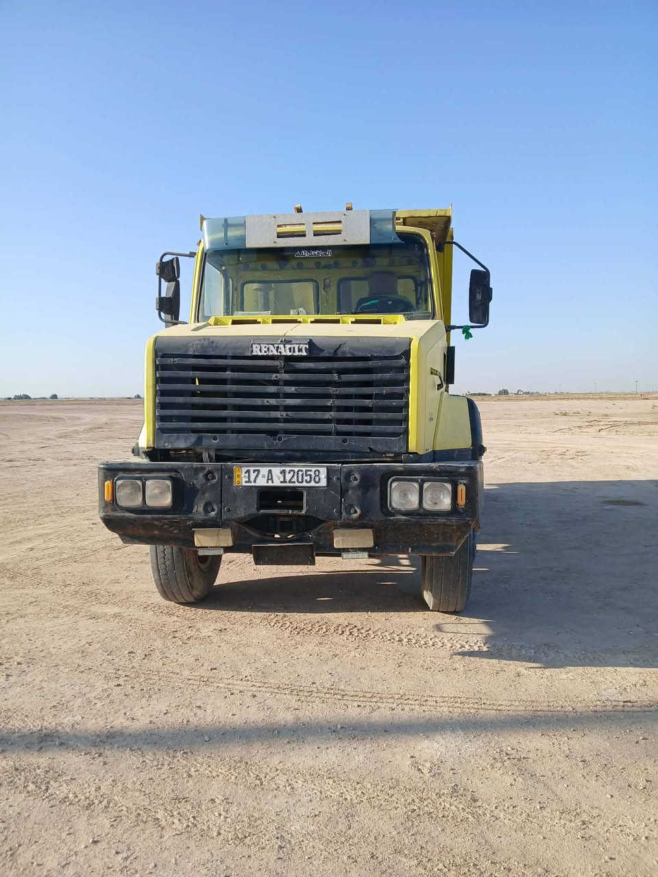 رينوو موديل 93 جاهزه للشغل 
تواير كامله جديده سنويه لل2030
مكان السماوه المملحه السعر 17 وبيه مجال 
للتواصل ‏‪0783 341 0997‬‏
