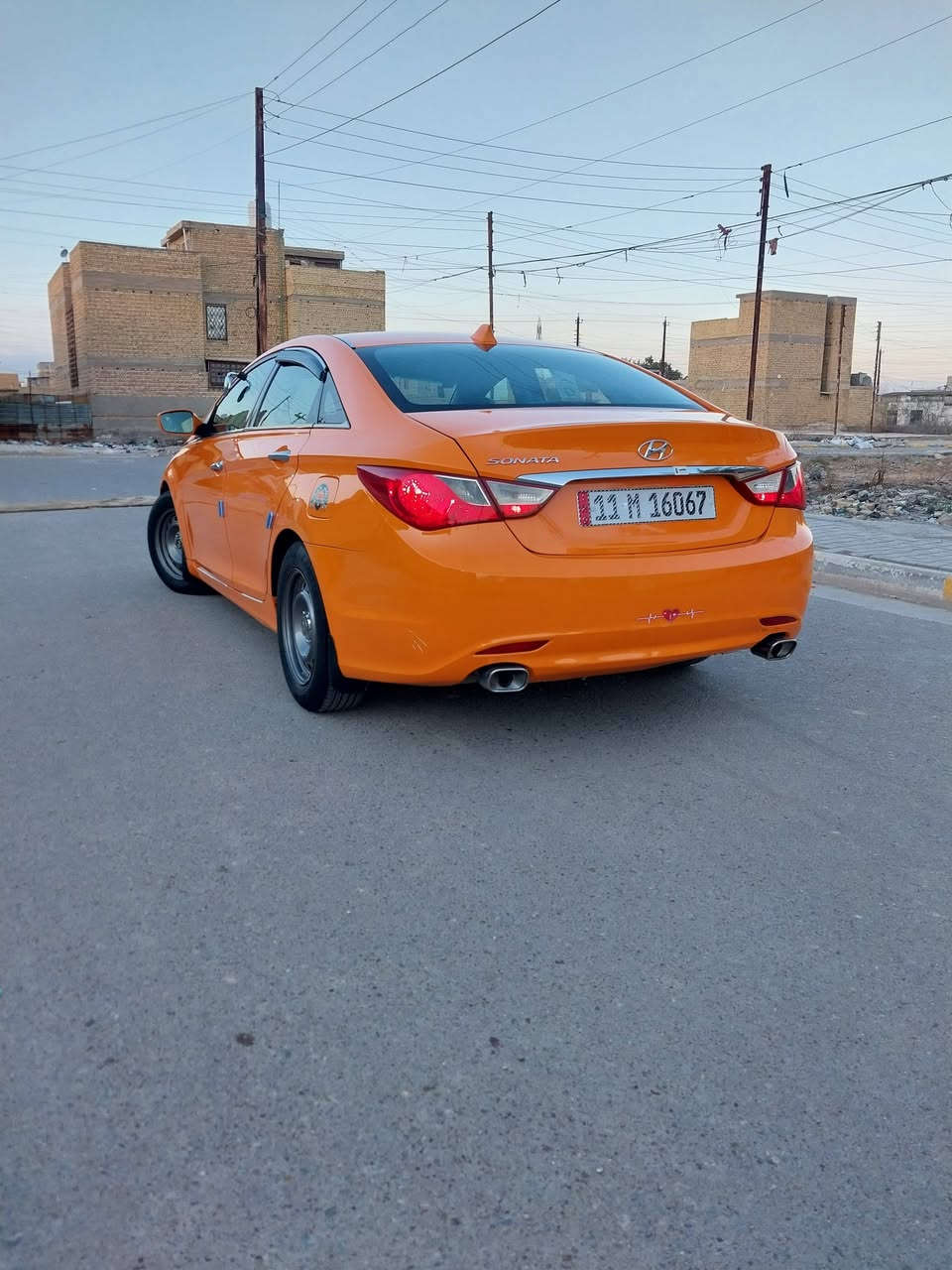 للبيع سوناتا موديل 2012 سياره فول لمتت بصمه بصمه ابواب كشن جلد كهربائي بها تبديل قطعه واحده بس السائق الباب محرك جي تي اي 2400 لا تنقيص ولا تبخير ماشيه 35 سياره جاهزه ما بيها كل نقص اترايك وين ما يعجبك رقم بغداد باسمي مصفر السياره تحويل جديد مكان بغداد الحسينيه السعر 90 وبيها مجال حق الجيه الاتصال على هذا الرقم***********
