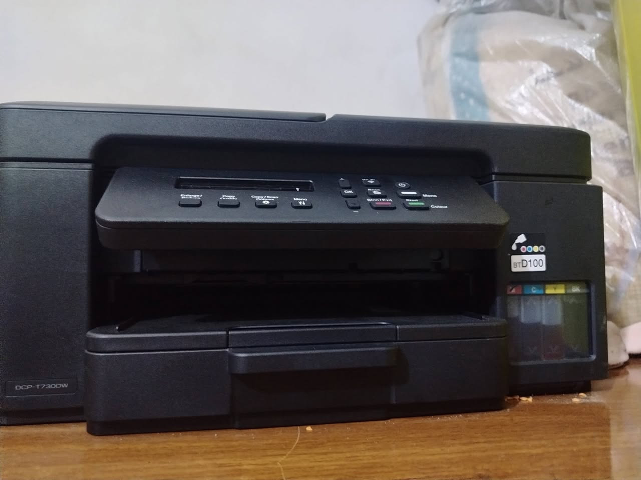 مساء الخير اخوان طابعة brother t730dw استخدام قليل جدا نظيفه استخدامها في الحبر الاصلي الخاص بالشركة فقط
للاستفسار التواصل على الخاص او على الرقم
***********
