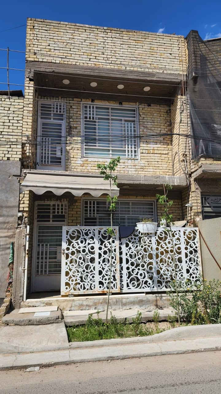 يا الله هاذه شغلي نشاء الله ينال عجابكم لبخ وطلس او لبخ سقل ناعم أو لبخ ونثر او تشميع داخل خارج اي شغل دخل بغداد اني حاضر وبل خدمه شرط شغل درجه اولئ ولتزام بل عمل نتصل وبيك خير وددلل سعار مناسبه وحالين متفرغ ***********
