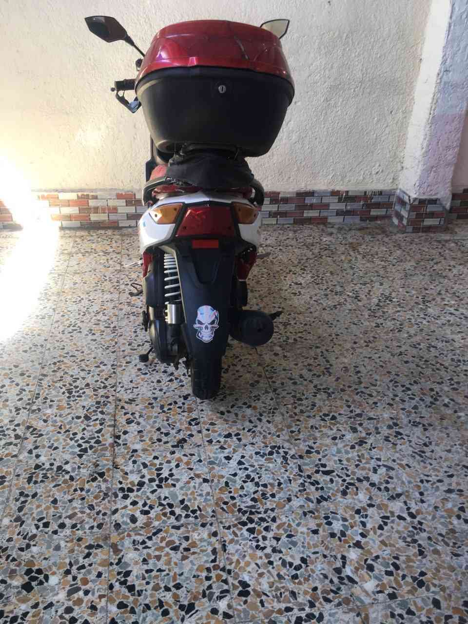 دراجه sym 125cc

نظيفه وحلوه 

سعره 800 وبيه مجال قليل

للاستفسار***********
