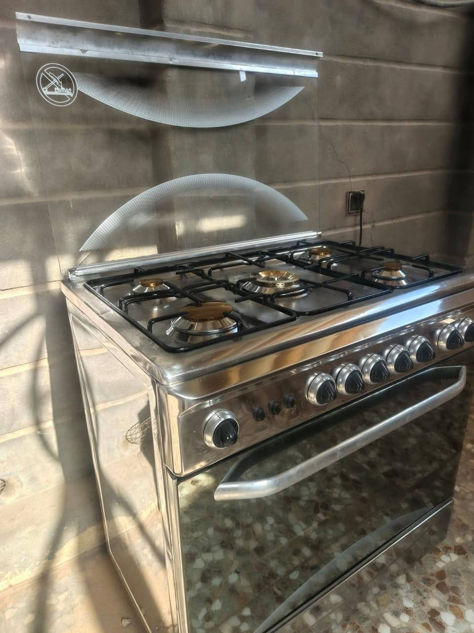 يالله طباخ مصري فريش حديث اخو الجديد 5 عيون نار زركه شرط الفحص عنوان كربلاء للاستفسار *********** كربلاء, العراق
