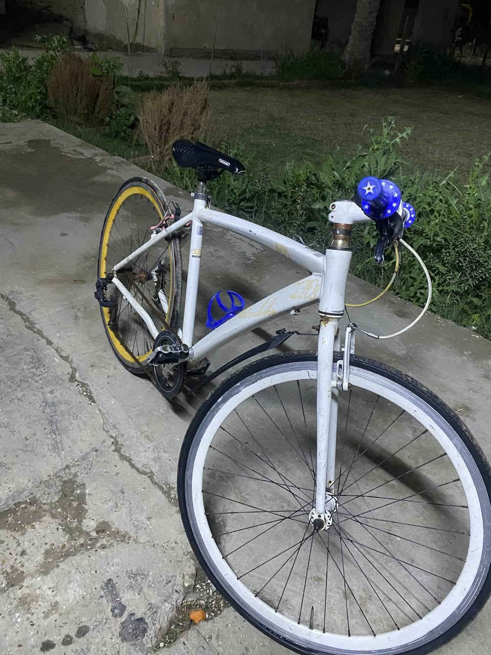 سلام عليكم. باسكل ياباني  جديد كلشي مابي بس تاير مبنجر75وبي مجال التصال عل رقم أو مراسله  بس وتساب***********
