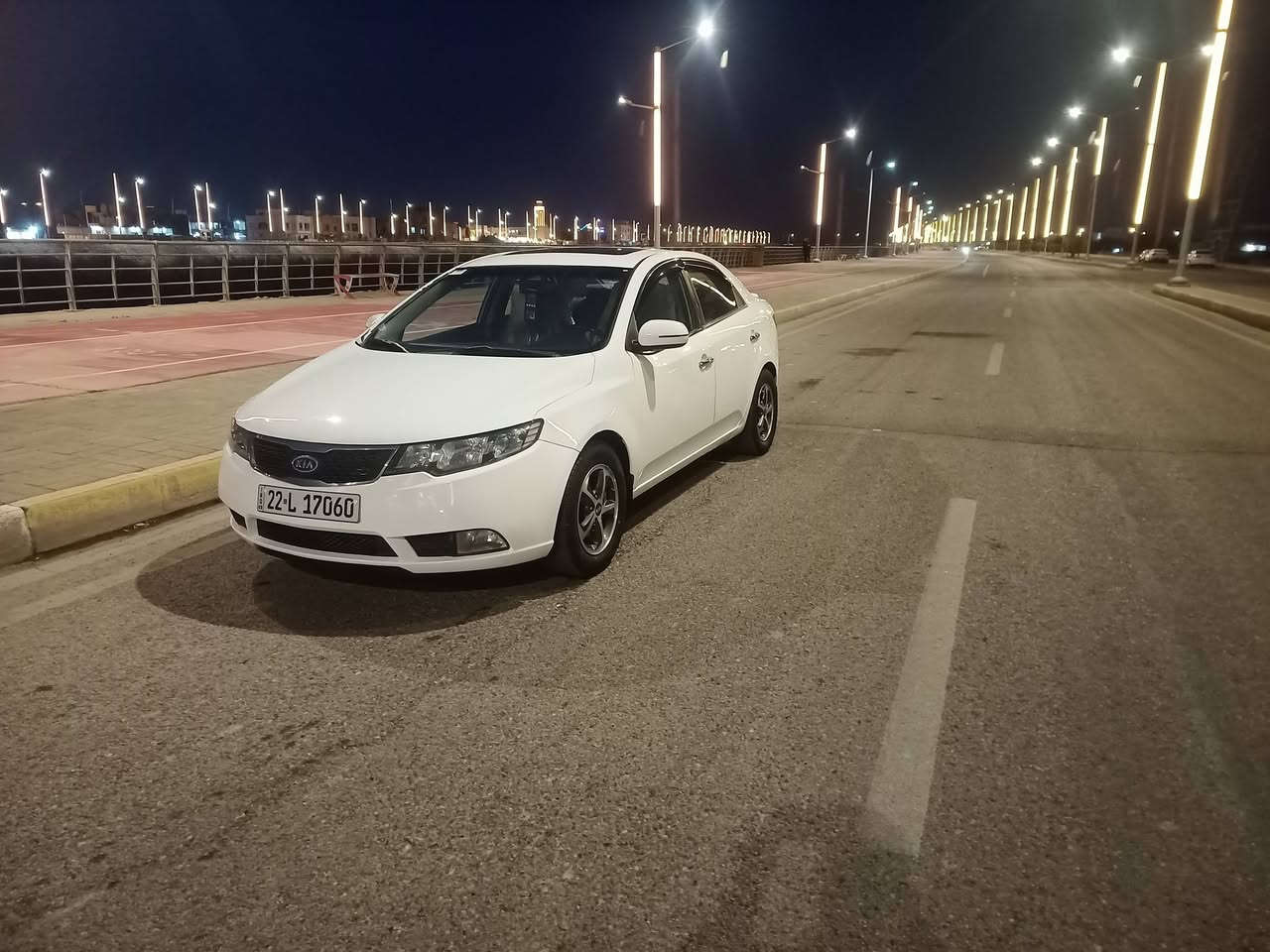 السلام عليكم
سيراتو 2011 خليجي 
اربيل بسمي تحويل مباشر
السنويه وهزه جديد الى 2031
فول مواصفات بصمه
فتحه تحكمات بيها 
اربع قطع صبغ بدون دواخل 
السونار بالمنشور السيارة
جاهزه كير صدر تبريد محرك
السعر 95 $ وبيها مجال المكان 
الرمادي التأميم *********** اعتذر عن بيع القسط
