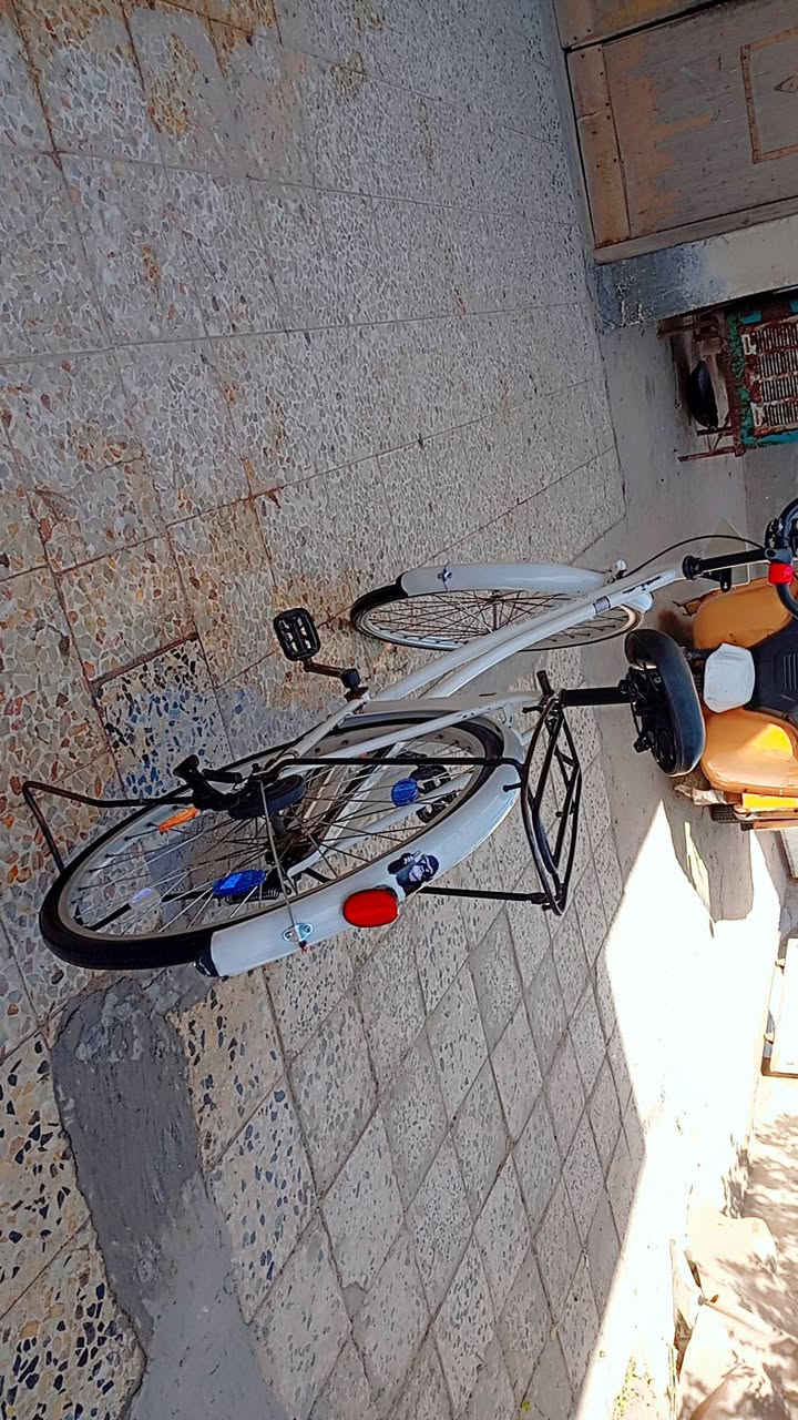 السلام عليكم بايسكل للبيع ياباني حجم 26 مراسله واستاب مازجر*********** السعر 85وبي مجال للطيبين
