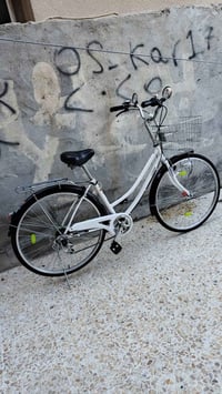 للبيع بيسكل حجم 27 ياباني باله نضيف بل جيس  ما مستعمل أبداً موديل 2018...