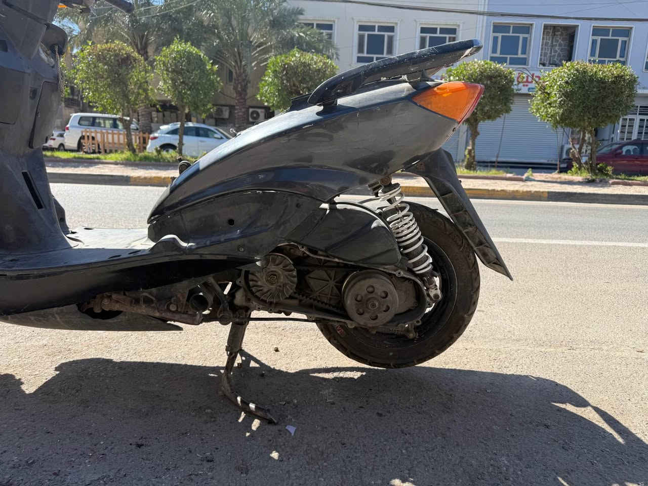 السلام عليكم سكنس نثيه للبيع ابيعلك كوم حديد طافي شبيها ما بيها انتَ تسوي بايعلك حديده كلها بلاديه الدراجه شوفه عينك مكاني بغداد الحريه سعر الدراجه 250 قفل *********** بغداد, العراق
