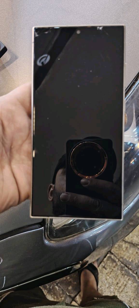 
السلام عليكم جهاز سامسونج اس 24 الترا
Samsung Galaxy S24 Ultra 
الجهاز ذاكرة 256
الرام 12+12
الكاميرا 100 Mp
البطارية 5000
المعالج Snapdragon 8 gen 3
الشاشة 120 هيرتز 
الجهاز كامل ملحقات كارتون و كيبل 
 العنوان بغداد السيديه تقاطع درويش 
السعر مليون وبي مجال بسيط 
للتواصل ***********