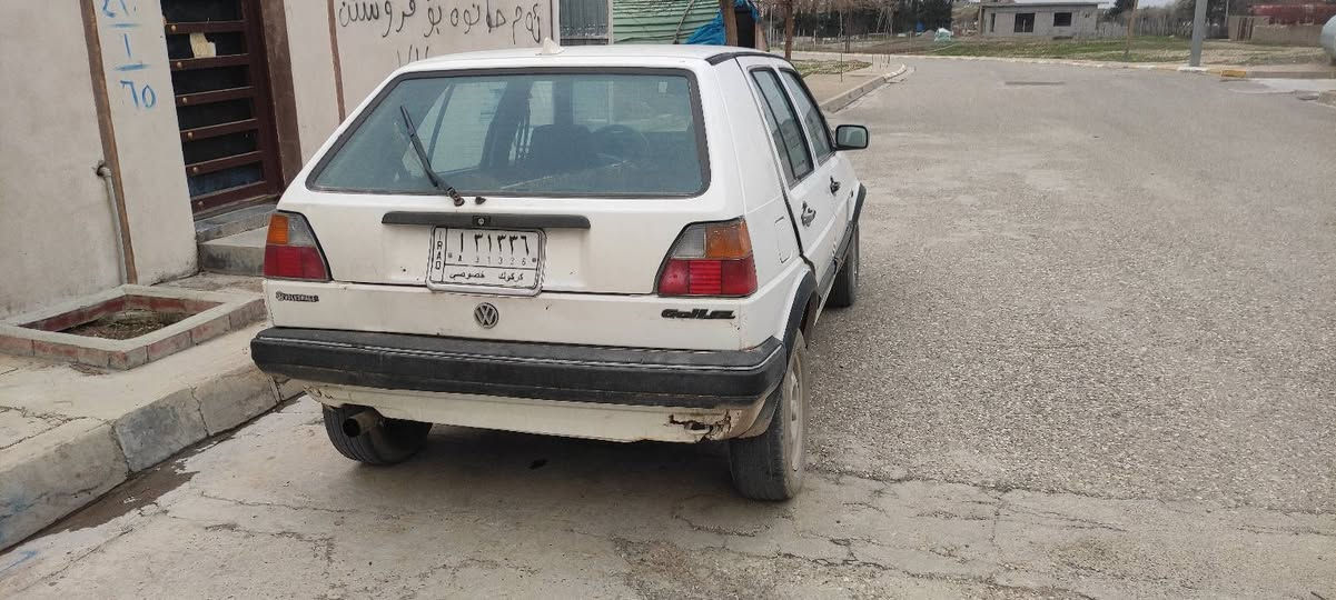 گۆڵف 
89 
ڕقم کرکوک السليمانية, العراق


**إذا كنت صاحب هذا الإعلان وتريد حذفه لأي سبب، رجاءا أرسل رسالة إلى الدعم الفني**