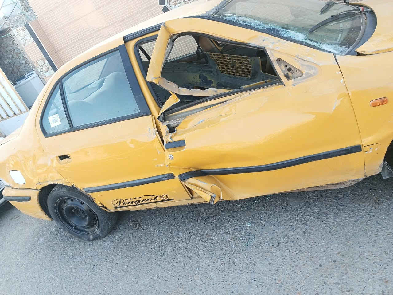 عليكم  سياره سمند البيع موديل 11 رقمه ميسان مصفره هيه وغرامات الحد 28 رقم نكليزي عله ستلام ابيع هل موجود  عله ضرره مكان ميسان سعر خاص وتدلل اني بل خده بيه بس باب وجامه وبنيد وتعديلات قليله


**إذا كنت صاحب هذا الإعلان وتريد حذفه لأي سبب، رجاءا أرسل رسالة إلى الدعم الفني**