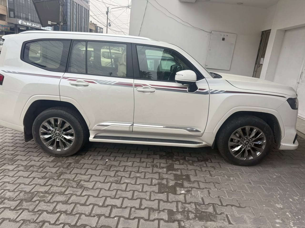 السلام عليكم لاندكروز موديل 25  بريم سياره ماشيه 11 الف  شوف سونر قبل لا تتصل صور سونر موجوده بل نشر مكان حي اور

السعر 650
للستفسار ***********وبيه مجال بسيط
