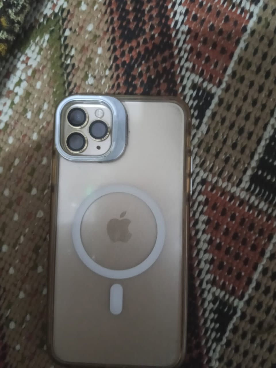 آيفون 11برو ماكس للبيع اومراوس بايفون Xماكس  وتنطي فرق رقم الهاتف***********
