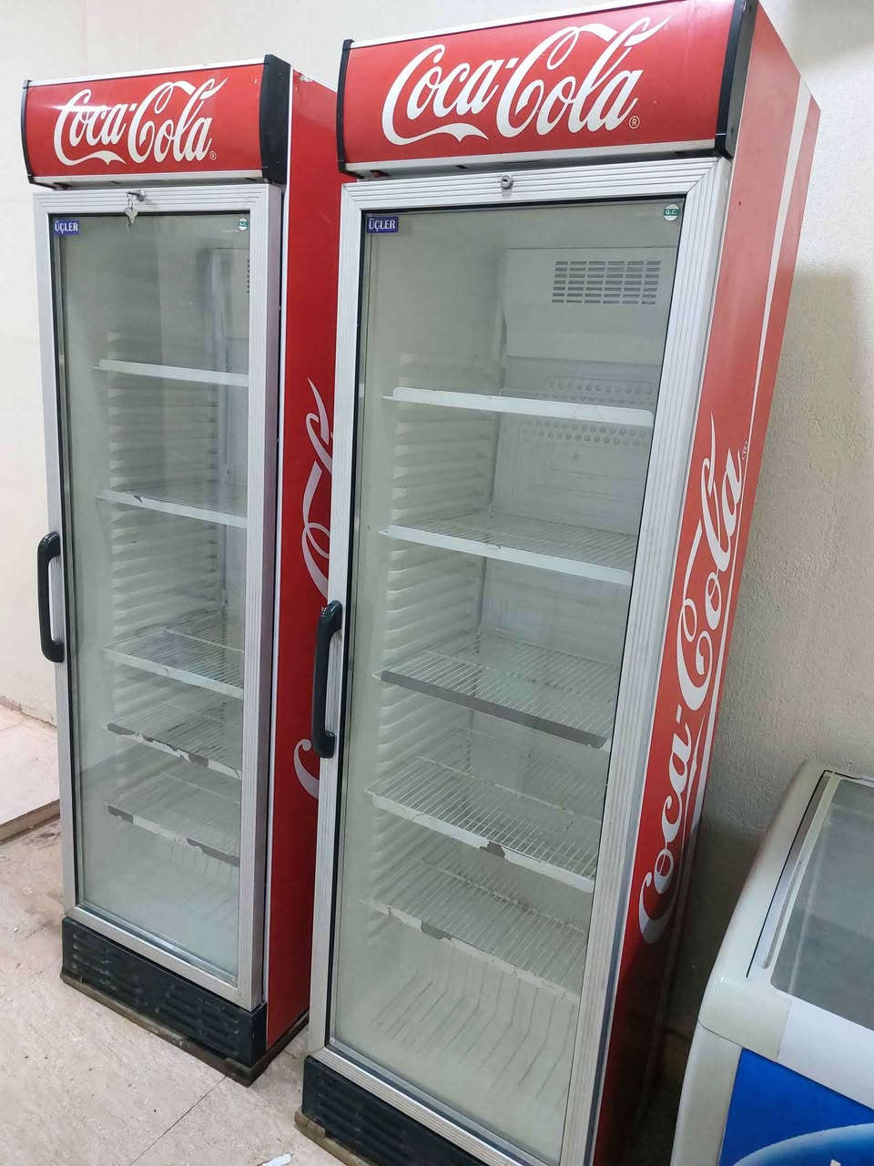 عارضة عمودية عدد ٢ سعر الواحدة ٣٠٠ الف وعارضة افقية (مجمدة)عدد١ سعرها ٣٥٠ الف  تلفون *********** البصرة, العراق

