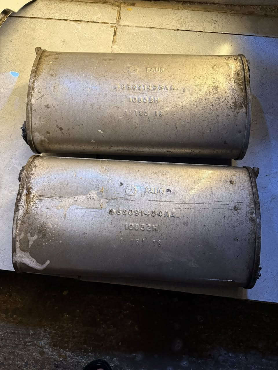 سلام عليكم 
للبيع دعاميه نضيفه 
وصطيات اصليات جارجر 
125 كلهن 
عنواني السيدية 
***********
