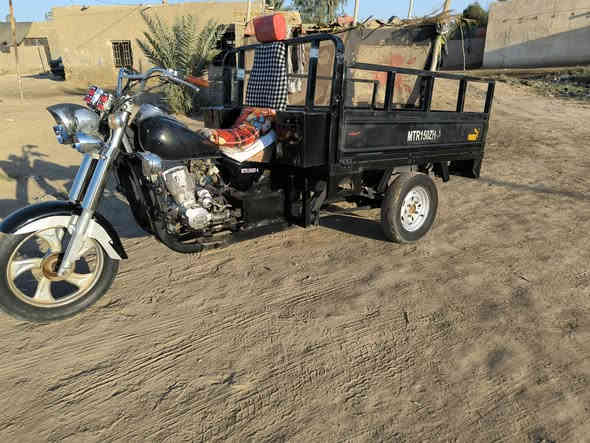 مMTR  موديل 2011. رقم وسنويه. محرك 2023. اكسن جديد الستوته جاهزه كلها السعر 900. العنوان الديوانية. المهناويه  الشراي يتصل ***********
