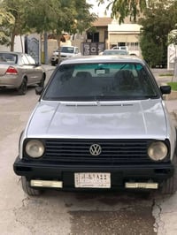 كولف للبيع رقم كركوك موديل 1986بشرط محرك كير تايرات جيد داخل لوك كاهرب...