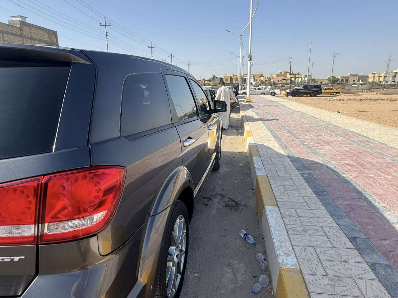 السلام عليكم
دوج جورني ٢٠١٩ 

٦ سلندر GT 

٧ راكب المقاعد جلد 

تشغيل عن بعد 

٣ قطع تبريد 

الضرر ( الجاملغ الأيمن راجع نفسه والبنيد مبدل ) 

الارضيه (مفروشه جلد )

ماشيه ٢١٧ كم 

السعر 

١٤٥ وبيها مجال قليل
استفسار اكثر اتصال على الرقم 
***********
