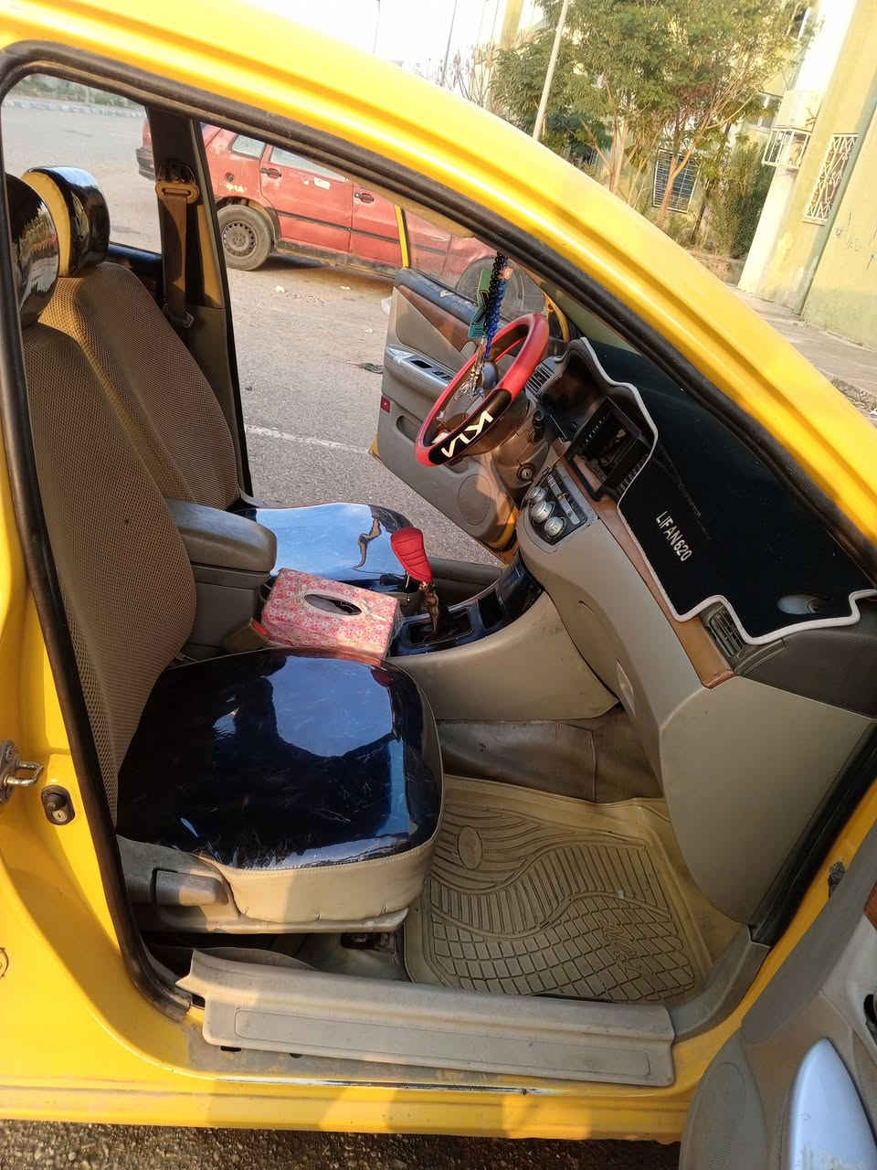 سلام عليكم ليفان 620كير عادي محرك بلادي موديل 2013سنويه ساقطه.19كارتوني  كهربائيات كلها شغاله اترايك للبصره صاحبها بغداد ماندله هيئه ونقابه صفر الوصل موجود يمي 

دوشمه جديده صدر طوبه مشط ستيرن كله شرط 
***********
سعرها 27

كركوك
