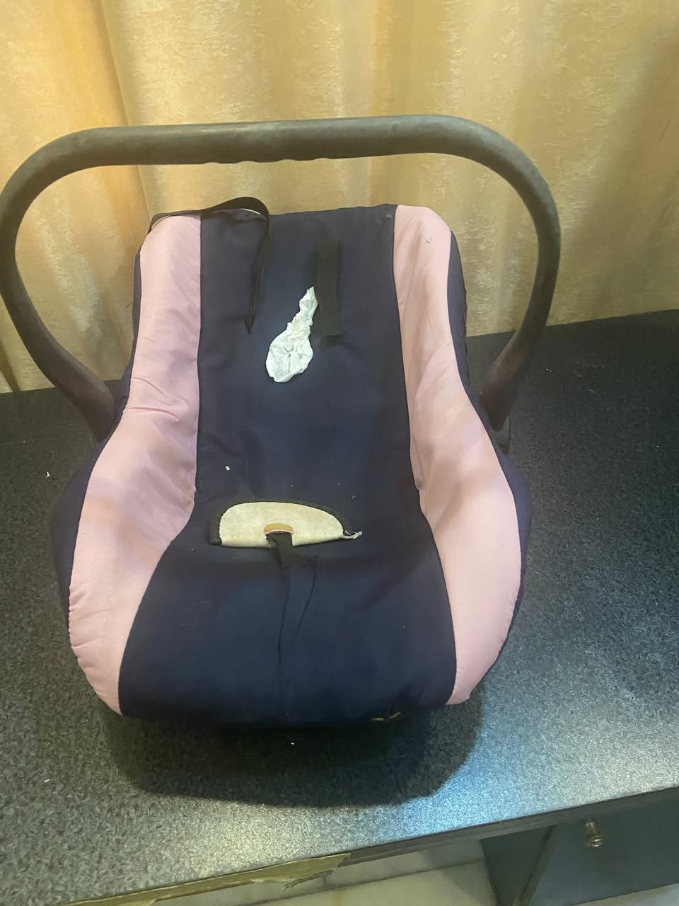 السلام عليكم
مستلزمات أطفال للبيع
عربانه ٢٠ الف
سياره نقص بطاريه فقط ٢٥ الف
حمالة طفل ١٠
للاتصال
***********
