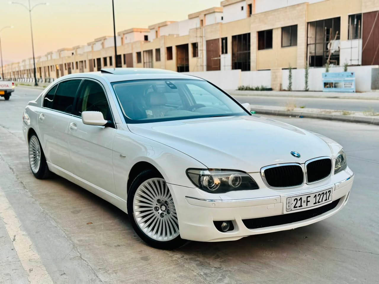 ﷽
                                                       BMW 730LI2008
بيئيم مؤديل 2008 حجم 730LI باخره
مواصفات خليجى فول مواصفات ١/١ ✅
فول مواصفات باب طويل زمان دولي بنزين
-------------------------------------------
مكان🌆: سليماني                       سعر💵:143$🔐
تليفون📲:*********** ///  ***********
-------------------------------------------
▫️محرك سته سلندر  نوزل قصير محرك مرغوب
🔹گير و محرك بشرط 
🔹بدون صوت و صرف و خلل بشرط فحص
-------------------------------------------
▫️سيارة  بيها ( نص باب صبوغ ) 
🔹بدون داخل بدون أيرباك شرط
سيارة جديد جديد حيل حيلوة ماشالله 📦🧿
-------------------------------------------
مواصفات
{{ بصمة - سلايت - باب طويل - داخل بيجي - خمس پردات  - تليفون - ماوس - كشنات جلد - كشن تتفيئة و تبريد - كشنات كهربا و مساج- كشن و ستيرن خزن - سيدي بوكس - تبريد مركزي   - فورميكا - بريك بصمة - مراي شفت - بغاغ ماء - لايت ليد وزينون - حصاص امامي و خلفي - بعد هواي مواصفات }}
-------------------------------------------
اربع تاير و يل بيلادي جديد سيارة بدون مصروف
سيارة شرط بدون اى نواقص گير و محرك و حدادي و كاهرباى كل بشرط
سنوي و رقم و هزة جديد سنوي بأسمي تحويل غرامة بشرط
------------------------------------------- السليمانية, العراق
