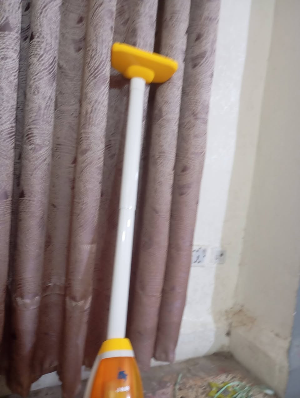 مكنسه كهرباء ع شحن للبيع السعر 35 وبيها مجال قليل


**إذا كنت صاحب هذا الإعلان وتريد حذفه لأي سبب، رجاءا أرسل رسالة إلى الدعم الفني**