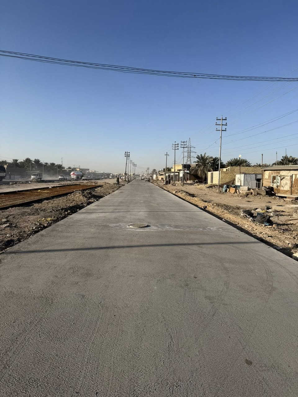 قطّعه البيع  زراعي مساحه ١٣٠ تبعد عن السريع خامس قطّعه السعر ٣٠ بيها مجال ع عرض الشارع ٢٥ متر  ***********
