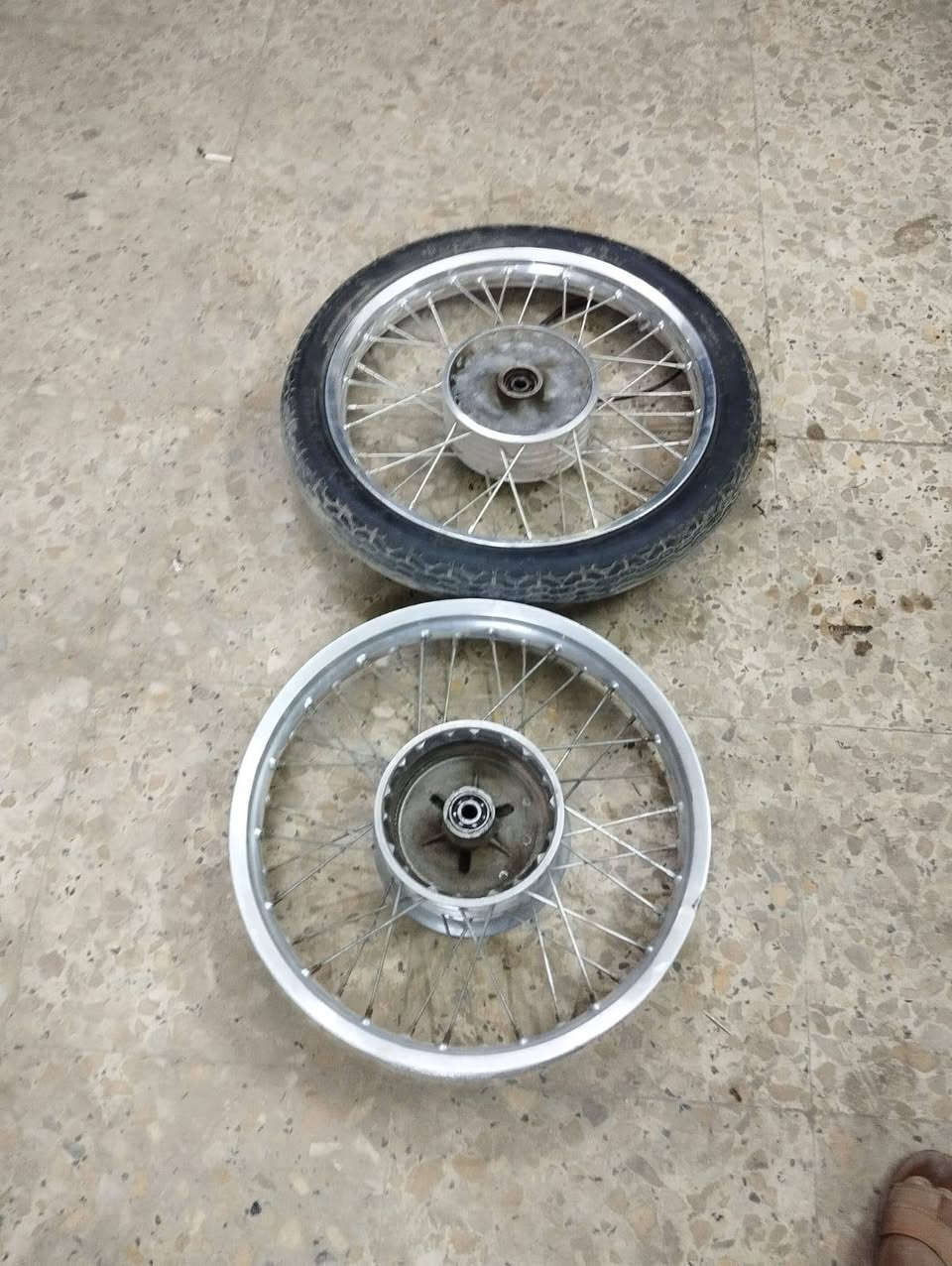 سلام عليكم اوياله مجليات 82بوربرين حصر ***********
