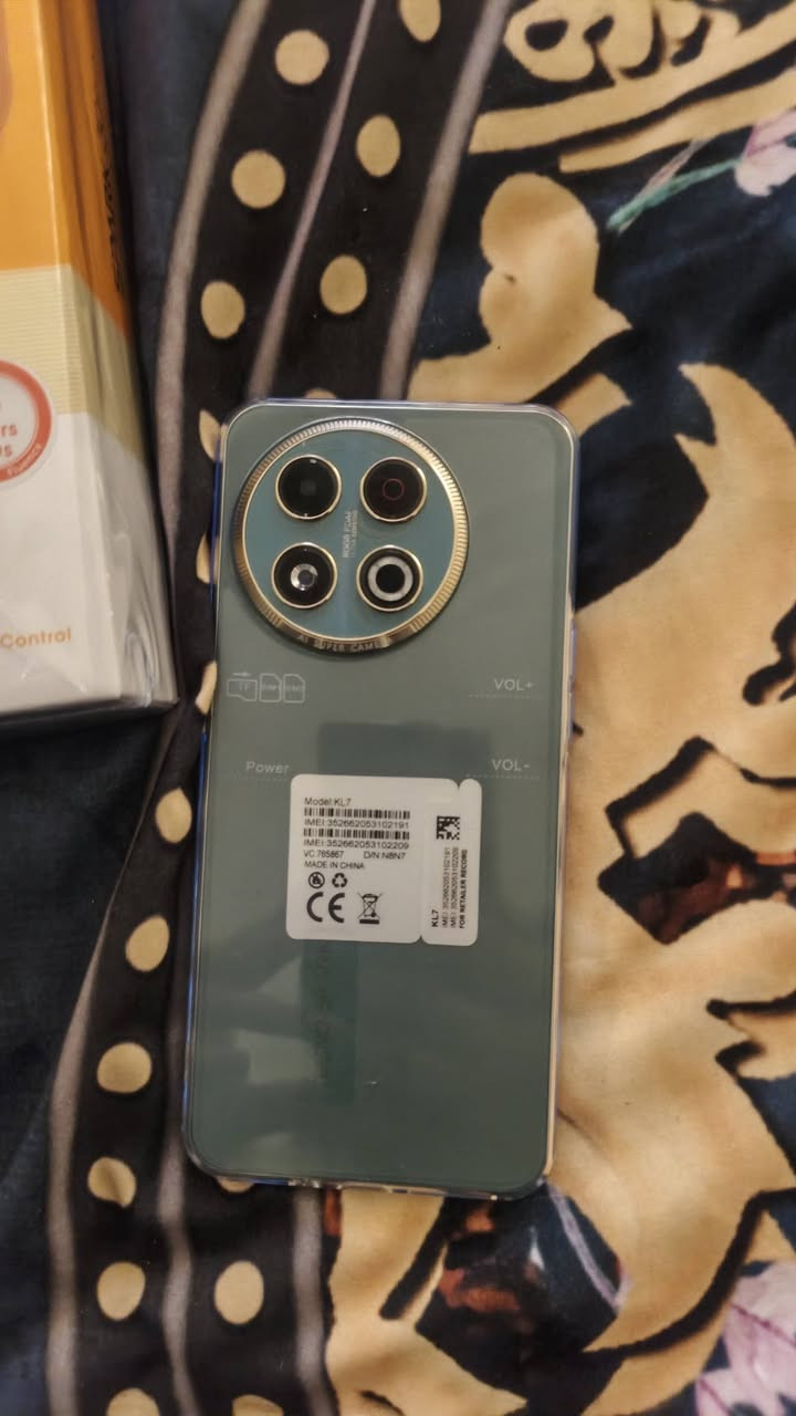 للبيع Tecno Spark 30 Pro (جديد ومختوم)
ذاكرة 512GB
رام 24GB (مع الرام الممتد)
شاشة 6.78" AMOLED 120Hz
كاميرا 108MP
بطارية 5000mAh مع شحن سريع 33W
بصمة تحت الشاشة
سماعات ستيريو
تحكم بالأجهزة بالأشعة تحت الحمراء (IR)
الجهاز جديد، غير مفتوح، مع الكفالة. سعر١٢٥وبي مجال 
العنوان الدورة المهدية الثالثة***********
