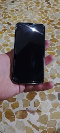 آيفون اكس • ٢٥٦ • فيس ايدي معطل