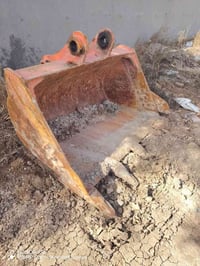 كيله للبيع بلادي مو عمل حجم متر و 60 كيله فول جديده 07734837032