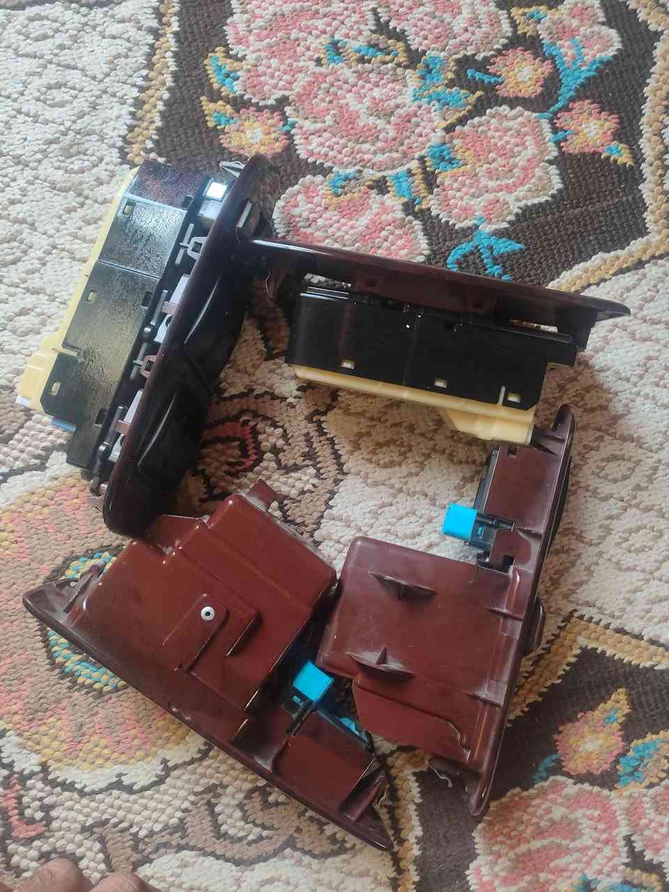 تخم تحكمات ابواب ملكة
سوق الشيوخ العكيكة 
***********
