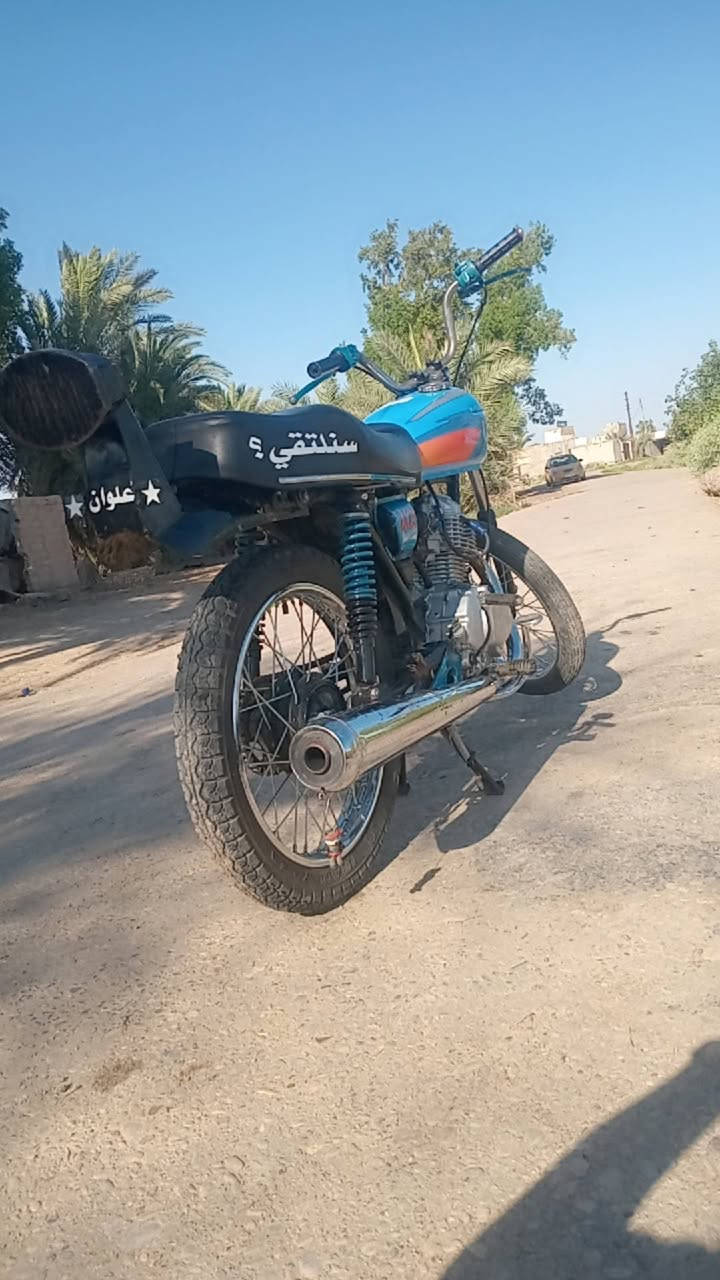 دراجه تعمير للبيع مكينه مصبوغه ٤٥٠ وبيها مجال ***********
