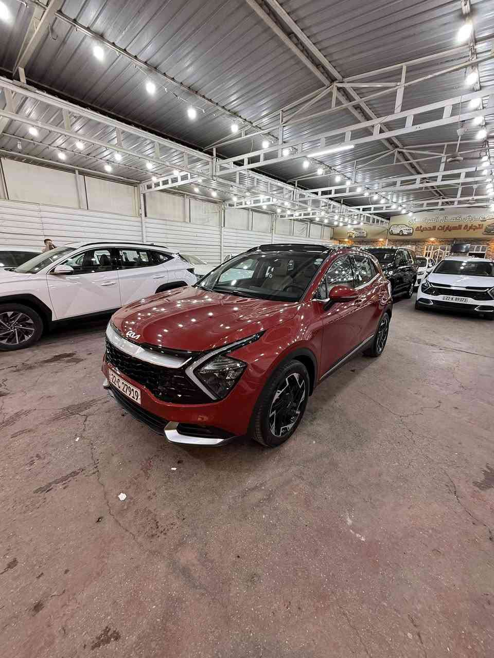🌹🌹تحية طيبة🌹🌹
كيا سبورتج 2024 خليجي 
احمر طماطة 🔥🔥🔥
فول الفول مواصفات جيتي لاين 
كفالة عامة السونار مرفق
كير مكينة مكفول 
ماشية 31 
رقم اربيل باسمي تريد وكالة تريد تحويل حاضر
مواصفات 
كشنات جلد وتدفى وتبريد وكرسين كهرباء 
وجنطة كهرباء وبانوراما وباقي الموصفات معروفه
تجي فول الفول هاي 
السعر 213 ورقة او مراوس 
مكاني بغداد معارض الكريعات 
***********
