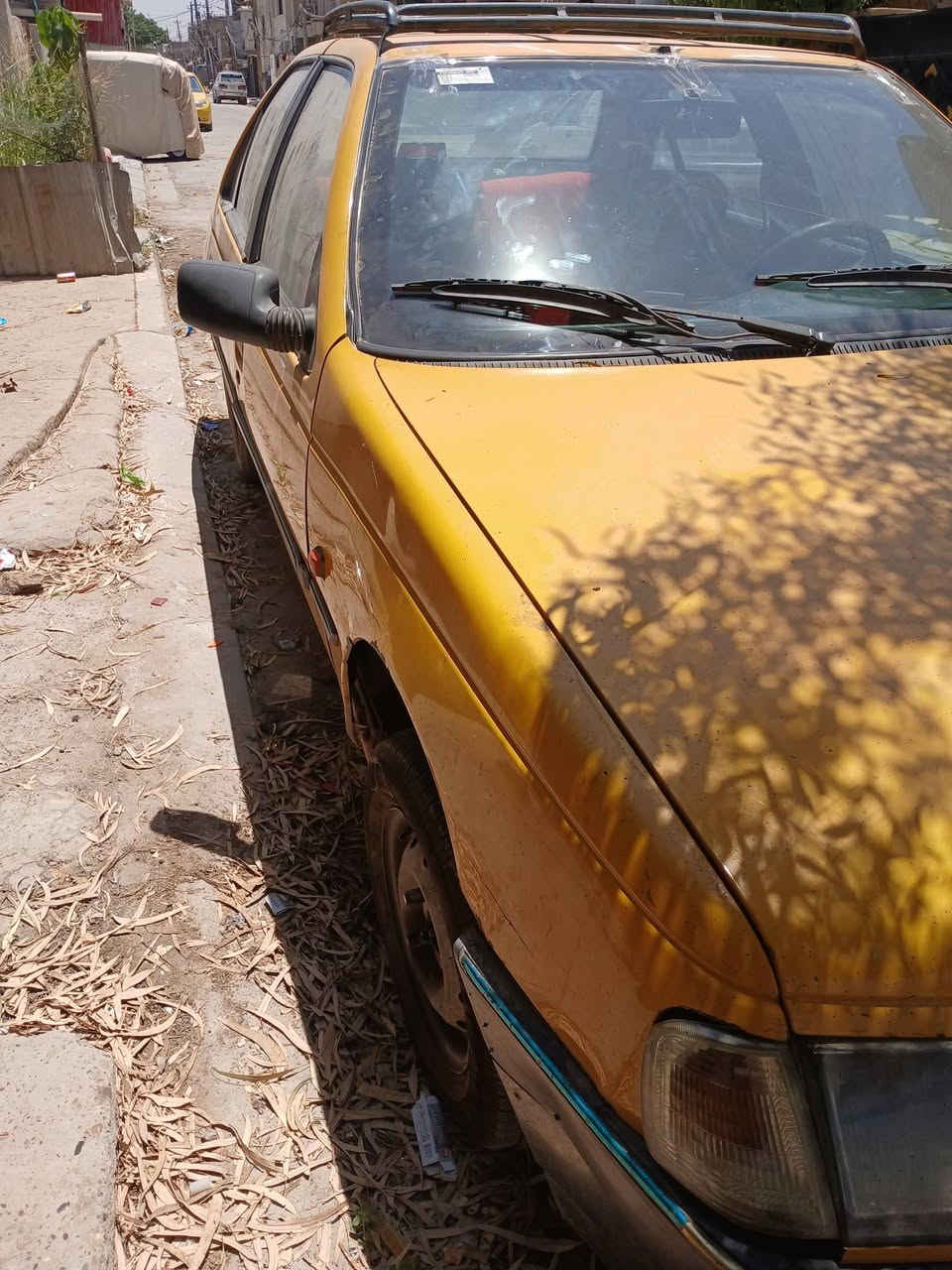 السلام عليكم بيجوروى رقم بغداد انكليزي عظته حلوه شواصيه انضاف  يرةدله محرك وباور ومشط  السياره نظيغه ***********
