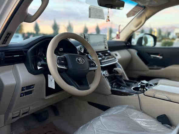 لاند كروزر موديل2024زيرو شركه جيهان ثلاث شاشات مكفوله كفاله عامه 30الف ماشيه GXRعنوان سليمانيه السعر685بيها مجال***********
