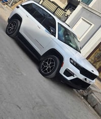 موديل 24 بانزين شحن هايبرد مراوس بنفس الموديل او 25 بانزين 07744888880