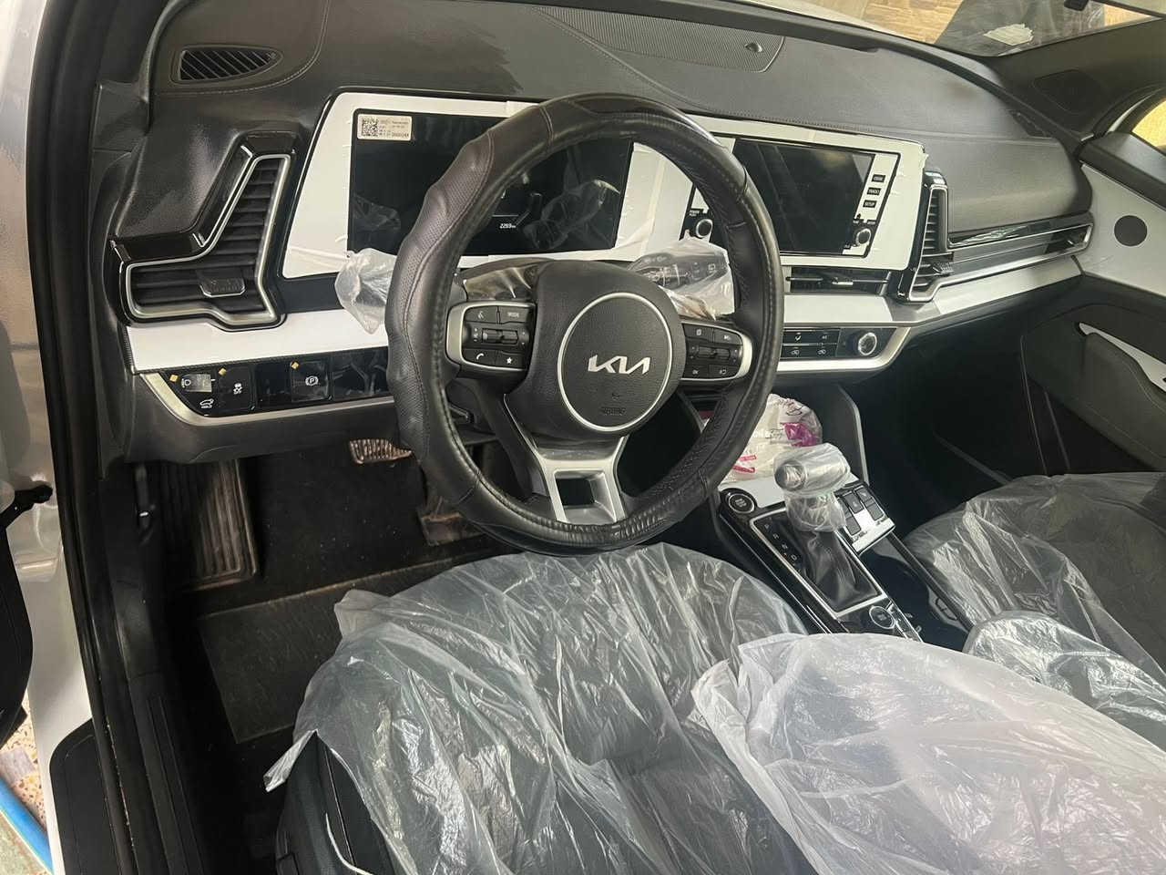 السلام عليكم
مكلف بل نشر اتصل على الرقم 
كيا سبورتج خـلـيـجي (2025)
فول موصفات
 زيرو

محرك 2000 دوش
داخل جلد
مقاعد كهربائية
ستيرن تدفئة
تشغيل عن بعد
عدد 2 بصمة
صندوق كهربائي
داخل مطعم بصاج
مراي شفط
شحن لاسلكي
شفتات ستيرن
تبريد قطعتين
هاند بريك بصمة
حساسات أمامية خلفية
نظام مانع انزلاق
إطارات حجم 19
ليد نهاري وليلي
مثبت سرعة
تحكمات ستيرن كاملة
ترحيب عند الاقتراب
أربع وضعيات قيادة
نافيكيشن
نظام أبل كار بلاي وأندرويد
نظام منحدرات
سبير منازل

كفالة عامة
رقم بغداد دولي باسمي تحويل مباشر سنوية هزة جديد تحويل ثاني

مع ضمان شركة 
ومع 4 تبديلات دهن على الشركة
 زر
مكاني: بغداد بسماية
للاستفسار الاتصال على: ***********
