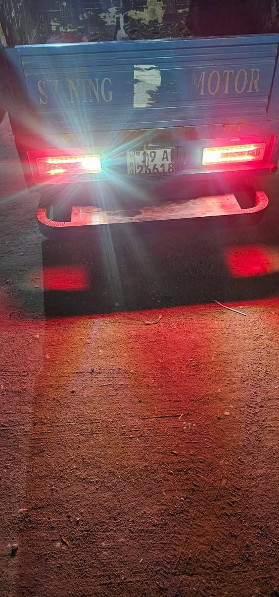 السلام عليكم ستوته للبيع موديل 2020بأسمي  رقم انكليزي كربلاء  سنويه لل2028وهزه جديده بيه سنه  ستوته نضيفه كلش مرتبه كهربائيات شغاله كله اشاير بك لايت عالي ناصي هورن كلشي شغال  مكينه ناعمه  نكره سلف دبلات شغاله البدي مغلف خشب بعده مال شركه جديد شرط 
العنوان كربلاء الأمن الداخلي 
***********꧂***********اتصل وادلل شرط مداور
