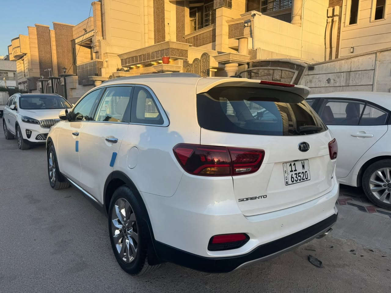 سلام عليكم  سورنتو 218 خليجي شكل ال20 ماشيه 118 مكفوله كير محرك حداديه فول عده الكشن مخمل كشنين كهرباء بردات اصليه جنطه كهرباء محرك سته سلندر لايت زنون ست عدسات بيهة بارد الباب الوره سايق شبرين   مكفوله من الصبق الدعاميات سياره بسمي المكان بغداد  
 السعر 243
الرقم الهاتف.  ***********
