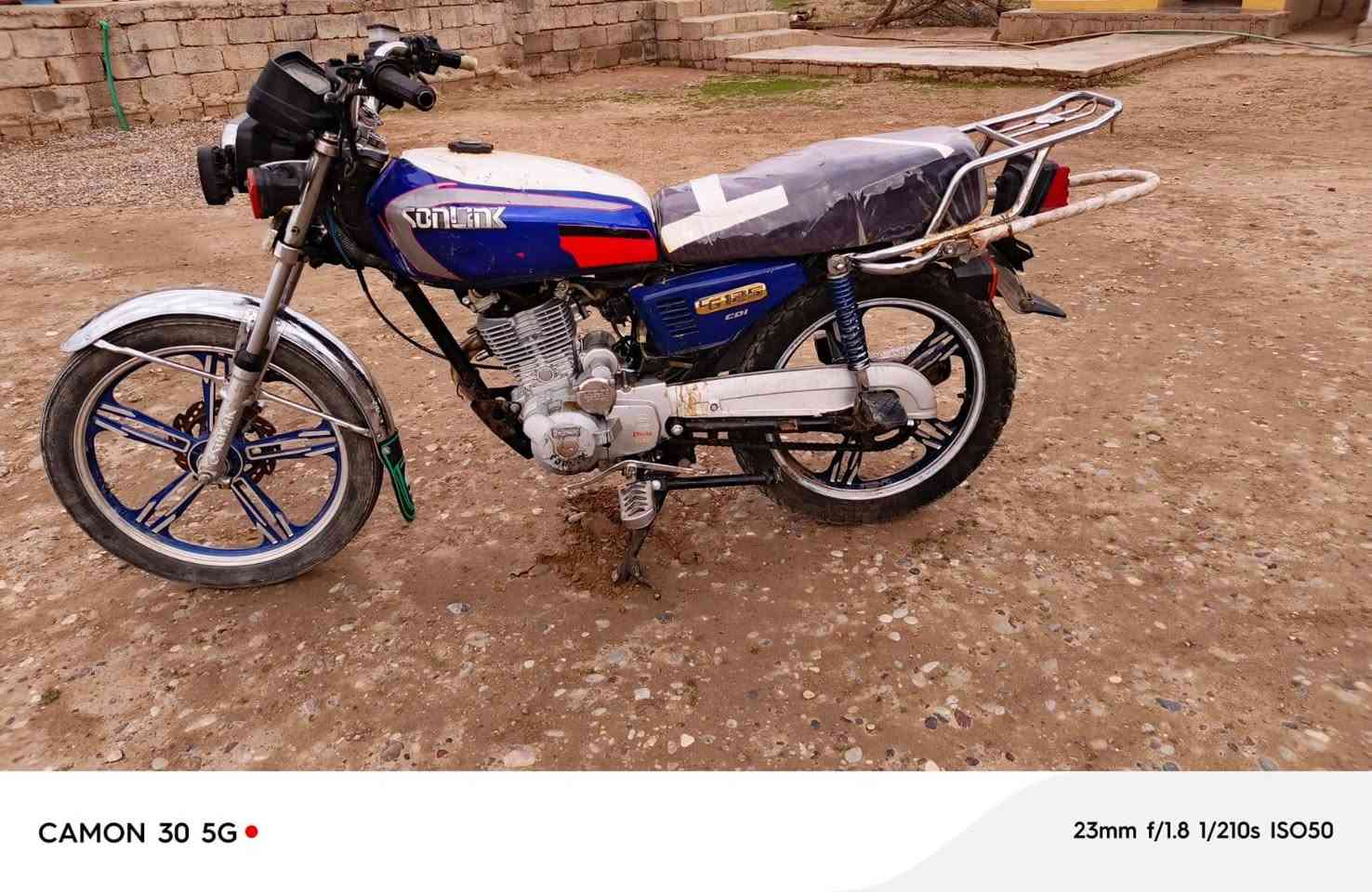 السلام عليكم موطور سولنك 22 للبيع كلو شغال شرط محرك لا يصرف ولا ينگط دهن السعر 400 وبي مجال ه‍***********
