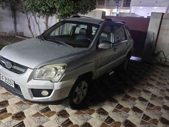 كيا سبورتج للبيع ٢٠٠٩ سنويه لغاية ٢٠٣٠ كابون بنزين فول مواصفات سيارة جاهزة بيها ثلاث قطع صبغ بدون داوخل سعر ١٠٥ بيه للاستفسار ***********
