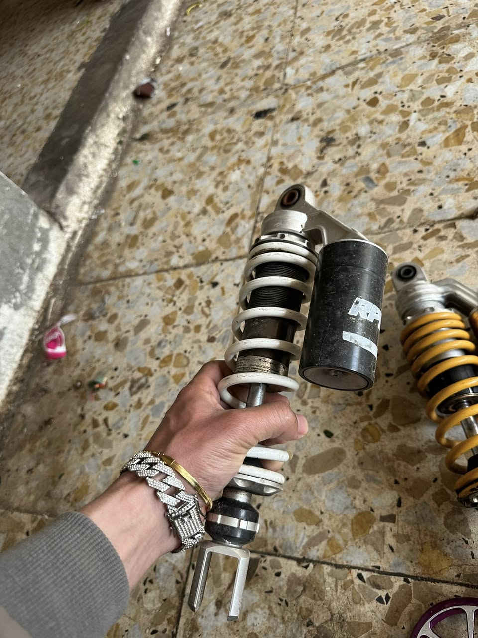 تزيد العنوان تاجيات توصيل موجود


**إذا كنت صاحب هذا الإعلان وتريد حذفه لأي سبب، رجاءا أرسل رسالة إلى الدعم الفني**