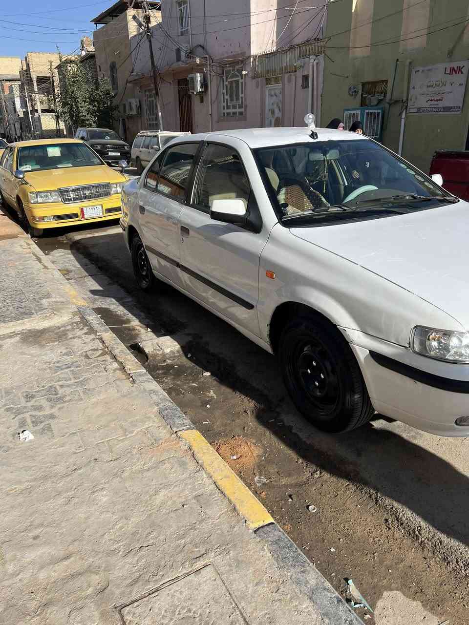 سلام عليكم سمند. للبيع مديل ٢٠١٠
رقم قاديسه راعيه يمي بنجف 
كير مكينه تخم تاير حداديه خير من الله 
***********
