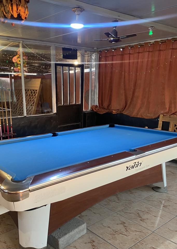 بليارد  يلن البيع نضيف كلش العنوان البصرة قضاء المدينة ***********
