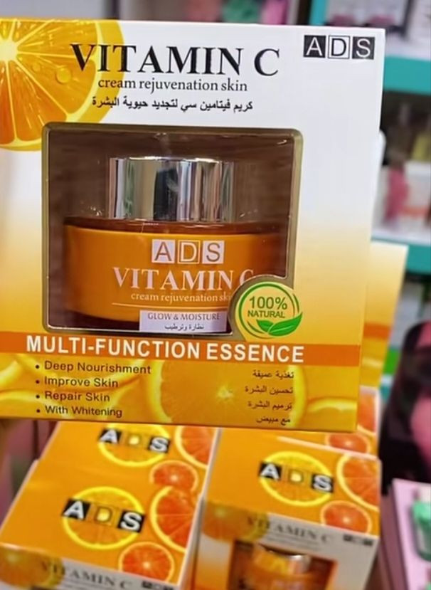 كريم فيتامين C🍊 من شركة ADS.                                                              يُفتح لون البشرة ويوحد لونهااا 🍊.                                                                     يجدد حيوية البشرة وينطيهاا نضارة وتغذية بشكل رهيب🍊.                                   يستخدم للبشرة الجافة والدهنية 🍊.                                                               يبيض البشرة ويقلل من علامات الشيخوخة 🌸.                                                 للحجز مراسلة الصفحة اوالاتصال على الرقم*********** بي واتساب.                 العنوان/ دور الزراعة الثانية عبور مخبز المصطفى بداية شارع سالم.                          🧸البيع داخل المنزل 🧸
