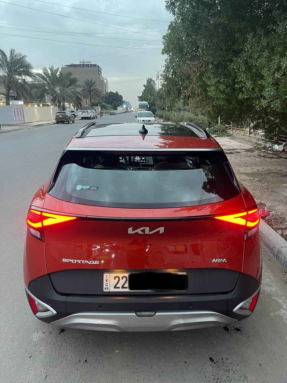 سلام عليكم للبيع كيا سبورتج 2024 لون مشمشي خليجي رقم اربيل بسمي شرط التحويل ماشية 36 الف السيارة فول مواصفات 1/1 مواصفات الجيتي لاين السيارة مكفولة  مواصفاتها رادارات كشنات حار بارد ستيرن تدفئة كشنات جلد كشنين كهرباء باب خلفي كهرباء بانوراما فول لدات امامي خلفي حساس امامي خلفي يعني فول مواصفات السعر 233$ عنوان بغداد ***********
