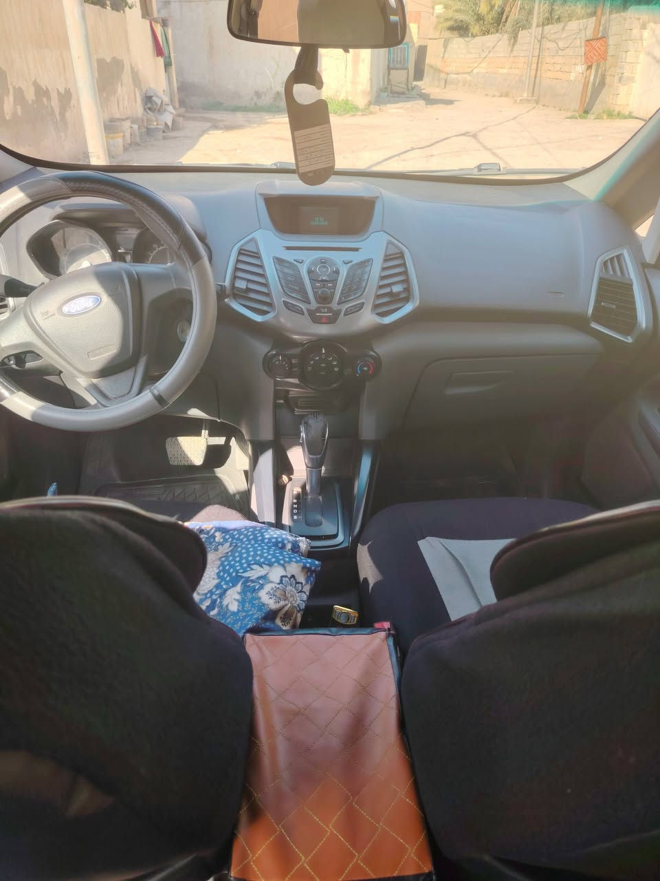 السلام عليكم
فورد نيكو سبورت خليجي موديل ٢٠١٧ مكينة ١٦٠٠ مكينه وكير وتبريد وصدر مكفوالات إتصال ***********
السعر ٨٨ وبيها مجال أن شاء
